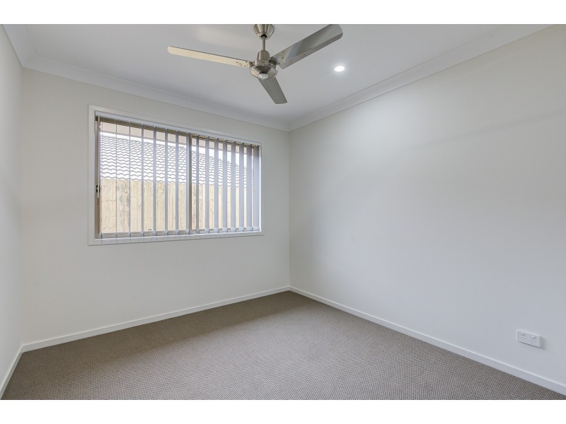 39 Gillian Drive, Coomera QLD 4209