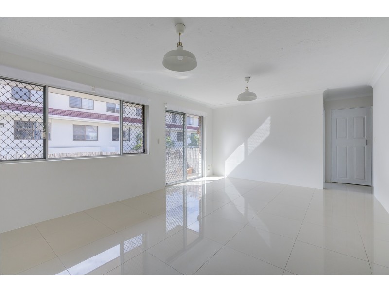 4/19 Huth Street, Labrador QLD 4215
