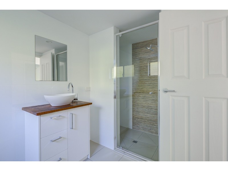 4/19 Huth Street, Labrador QLD 4215