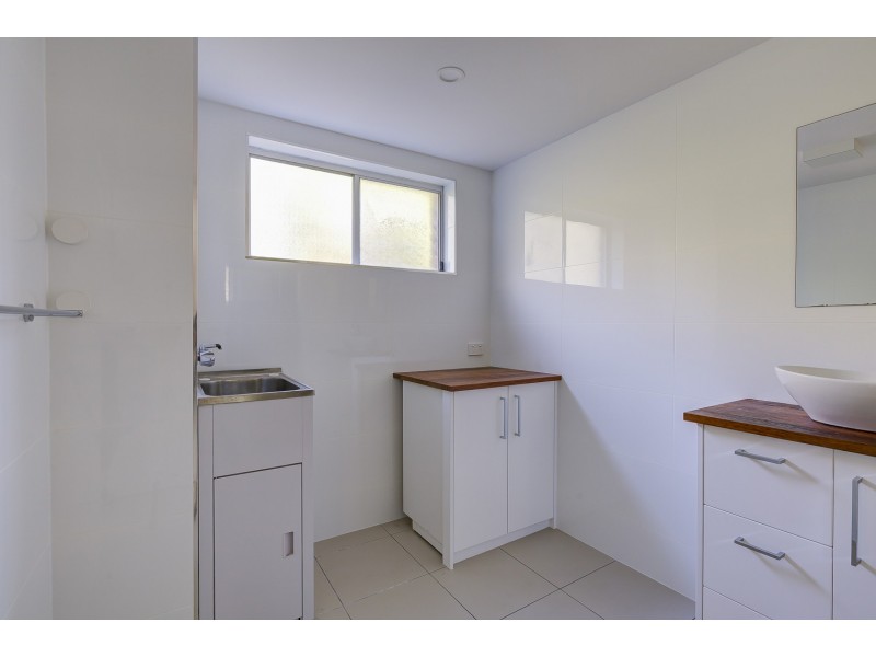 4/19 Huth Street, Labrador QLD 4215