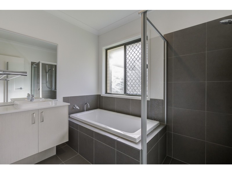 43 Enclave Drive, Bahrs Scrub QLD 4207
