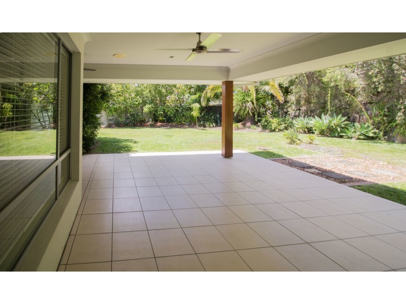 73 Coachwood Drive, Molendinar QLD 4214