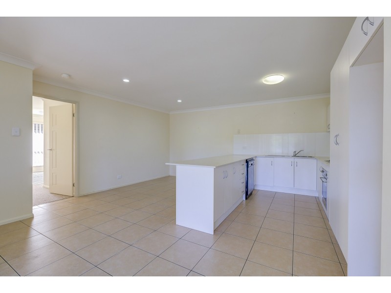 Unit 2/28 Duranta Street, Ormeau QLD 4208