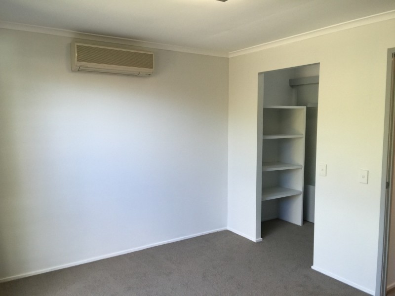 1/1 Ash Court, Arundel QLD 4214