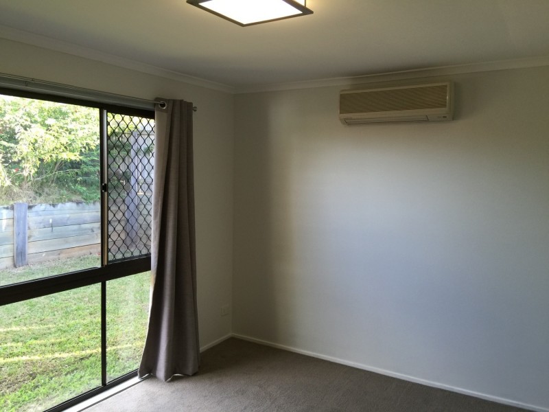 1/1 Ash Court, Arundel QLD 4214