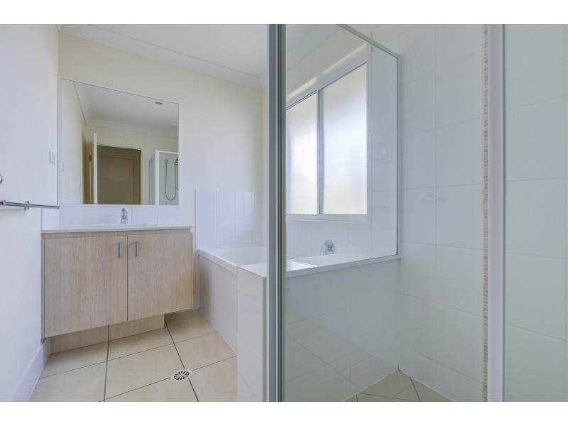 54 Damian Leeding Way, Upper Coomera QLD 4209