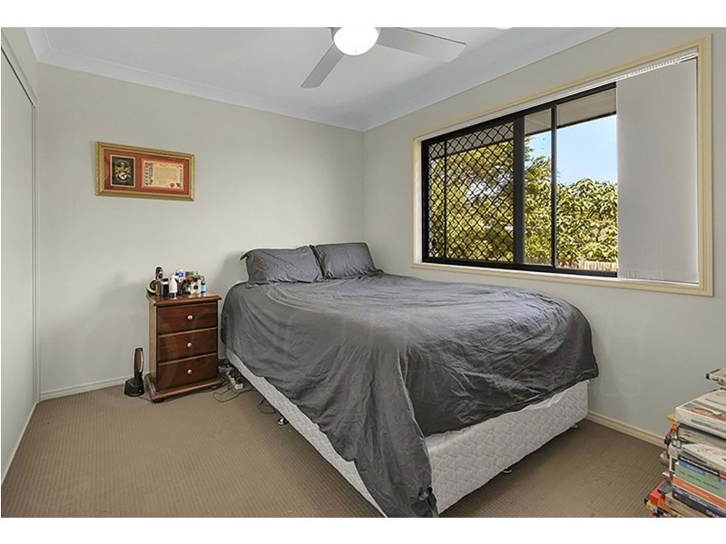 37 Dennis Vale Drive, Daisy Hill QLD 4127