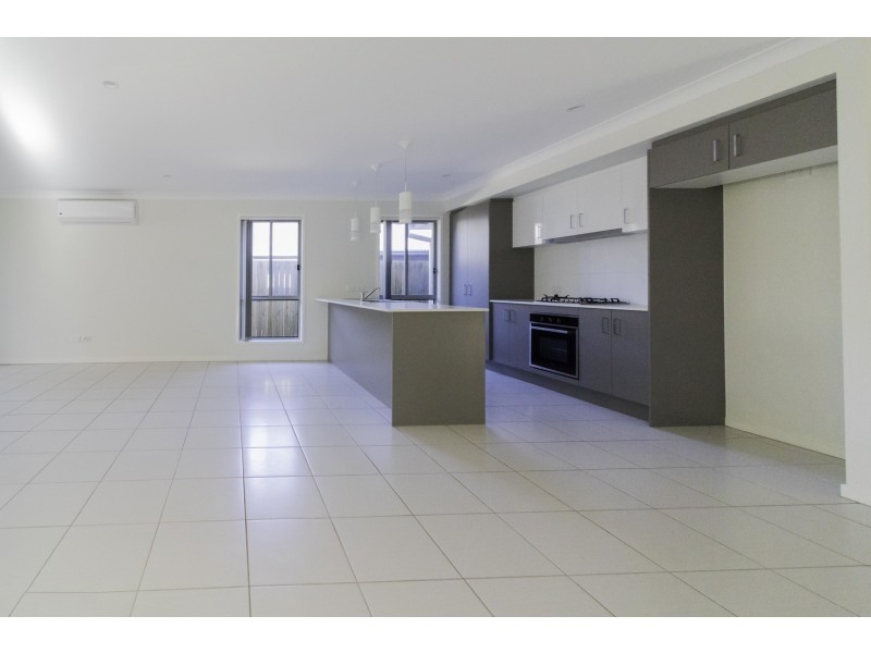 4 Daly Lane, Ormeau Hills QLD 4208