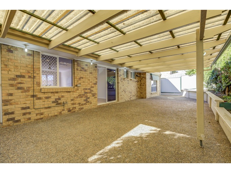 8/25 McMillan Street, Labrador QLD 4215