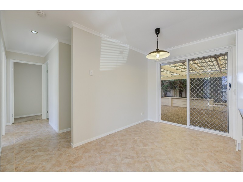 8/25 McMillan Street, Labrador QLD 4215