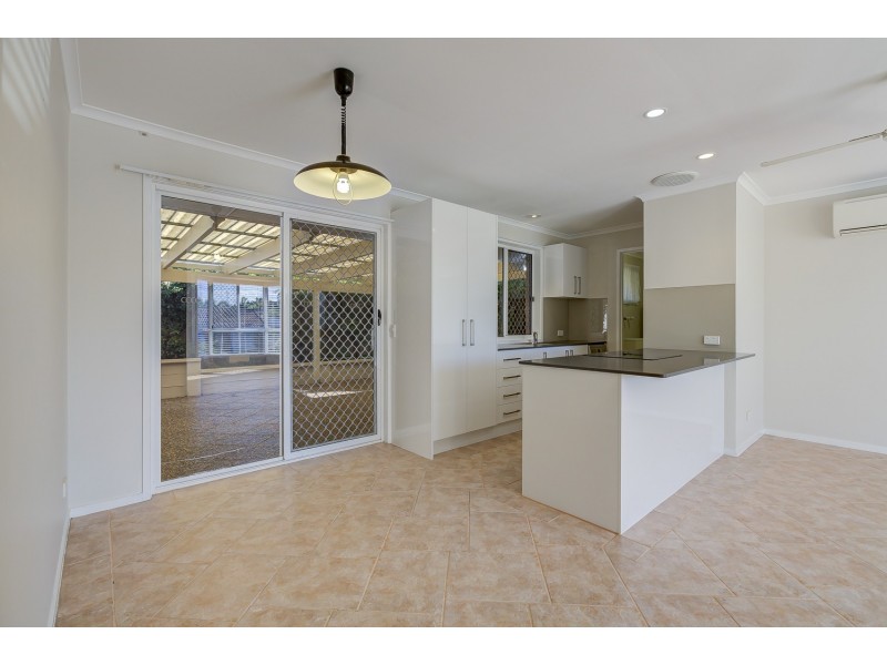 8/25 McMillan Street, Labrador QLD 4215