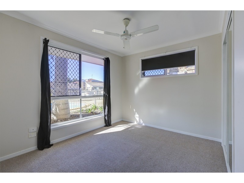 8/25 McMillan Street, Labrador QLD 4215