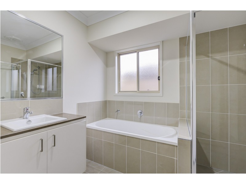 2 Marshall Circuit, Coomera QLD 4209