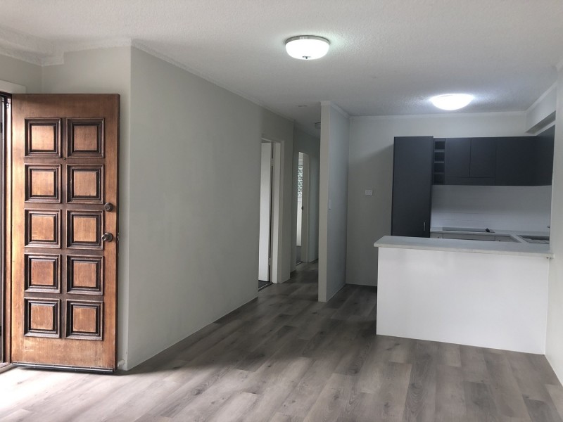 4/25 Lenneberg Street, Southport QLD 4215