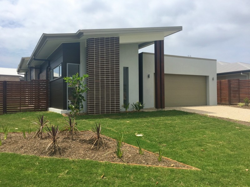 41 Apple Berry Avenue, Coomera QLD 4209