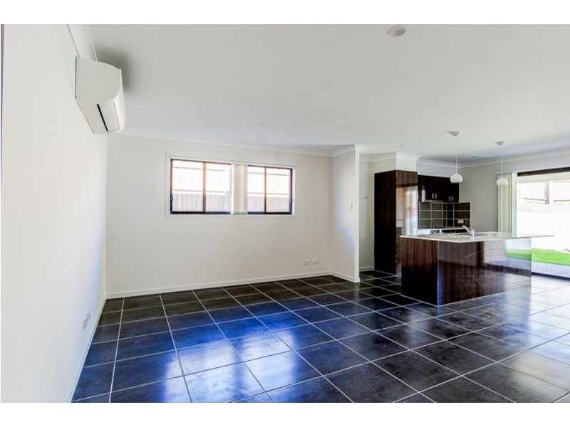 44 Clermont Street, Holmview QLD 4207