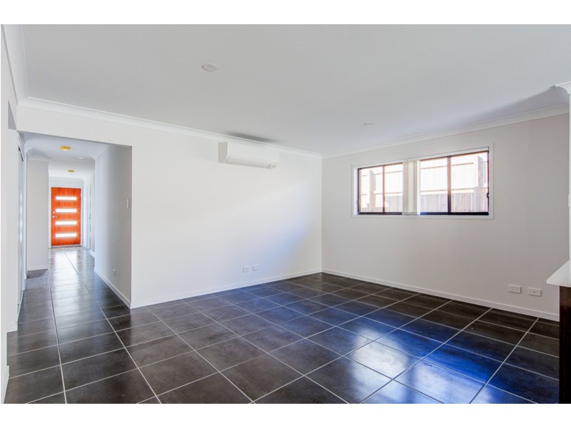 44 Clermont Street, Holmview QLD 4207