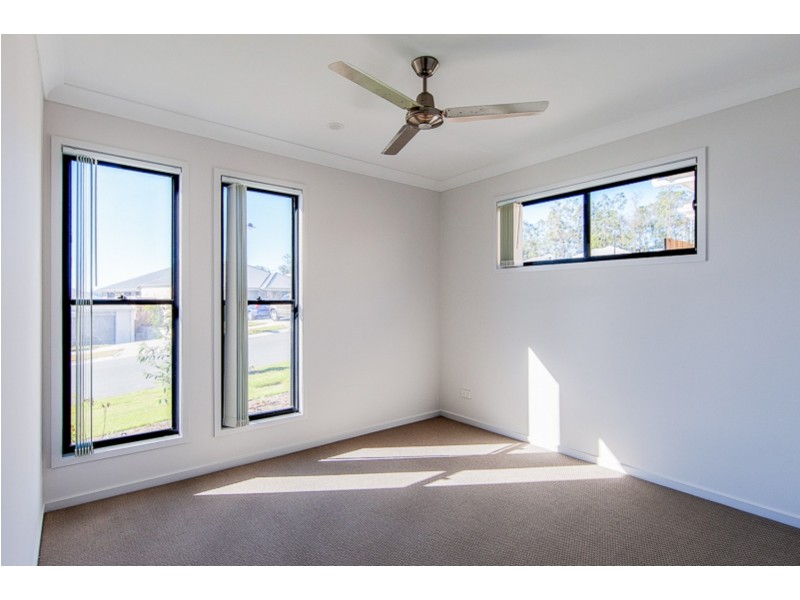 44 Clermont Street, Holmview QLD 4207