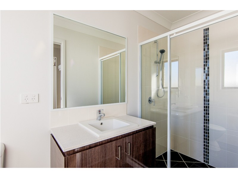 44 Clermont Street, Holmview QLD 4207