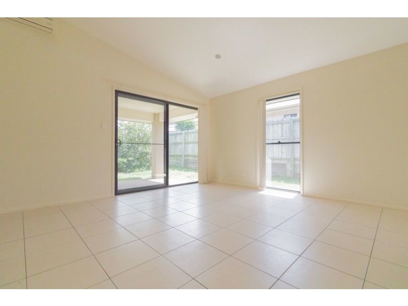 5 Pamphlet Lane, Coomera QLD 4209