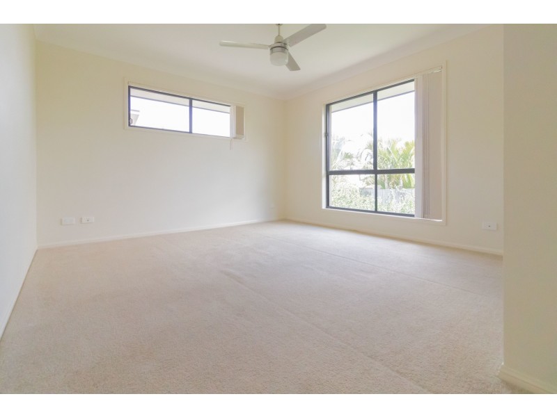 5 Pamphlet Lane, Coomera QLD 4209