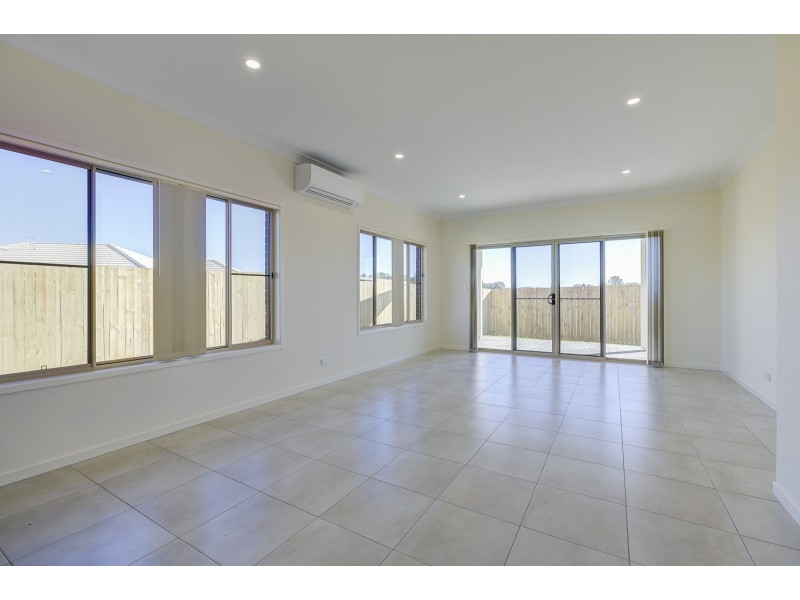 3 Brightstar Street, Ormeau QLD 4208