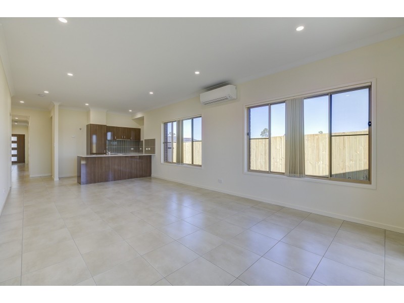 3 Brightstar Street, Ormeau QLD 4208