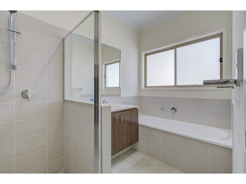 3 Brightstar Street, Ormeau QLD 4208