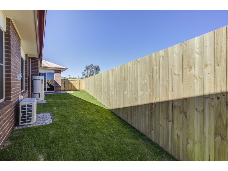 3 Brightstar Street, Ormeau QLD 4208