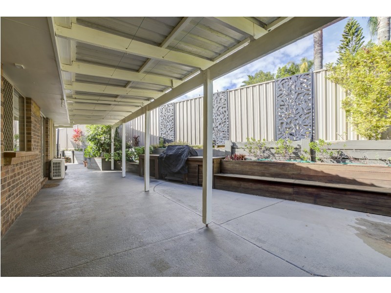 2/16 Jessica Court, Arundel QLD 4214