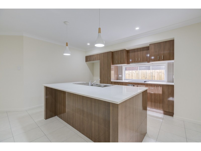 42 Marshall Circuit, Coomera QLD 4209
