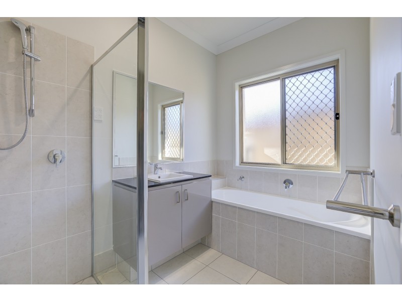 94 Rose Valley Drive, Upper Coomera QLD 4209