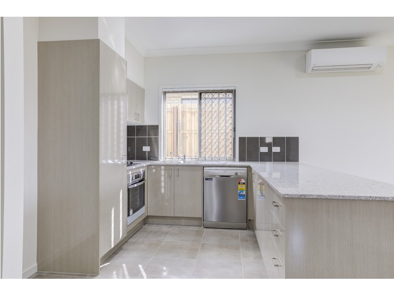14 Scott Young Drive, Coomera QLD 4209