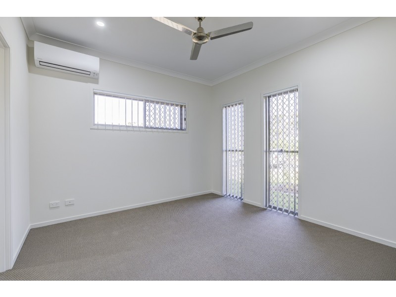 14 Scott Young Drive, Coomera QLD 4209