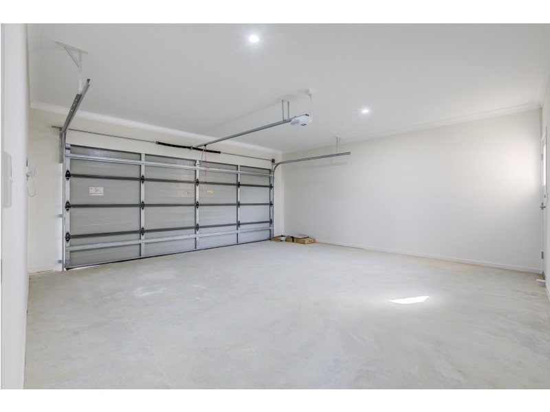 14 Scott Young Drive, Coomera QLD 4209
