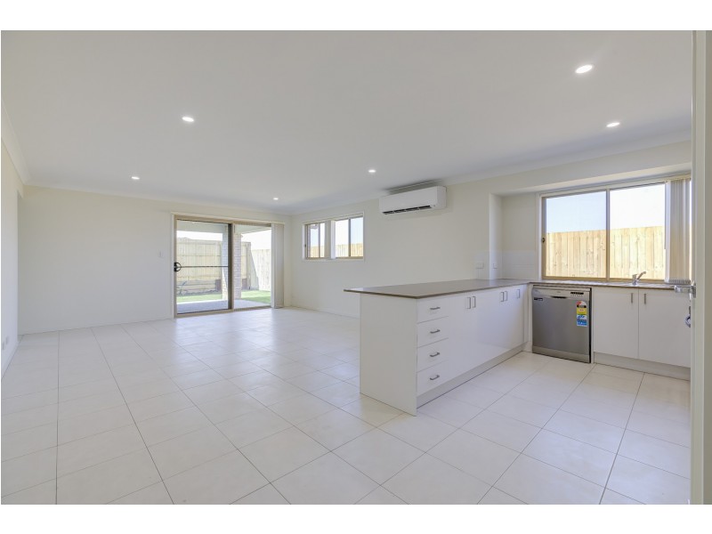 6 Scott Young Drive, Coomera QLD 4209