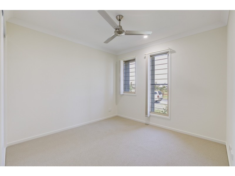 6 Scott Young Drive, Coomera QLD 4209