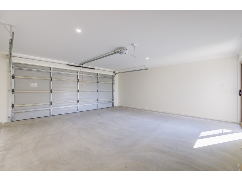 6 Scott Young Drive, Coomera QLD 4209