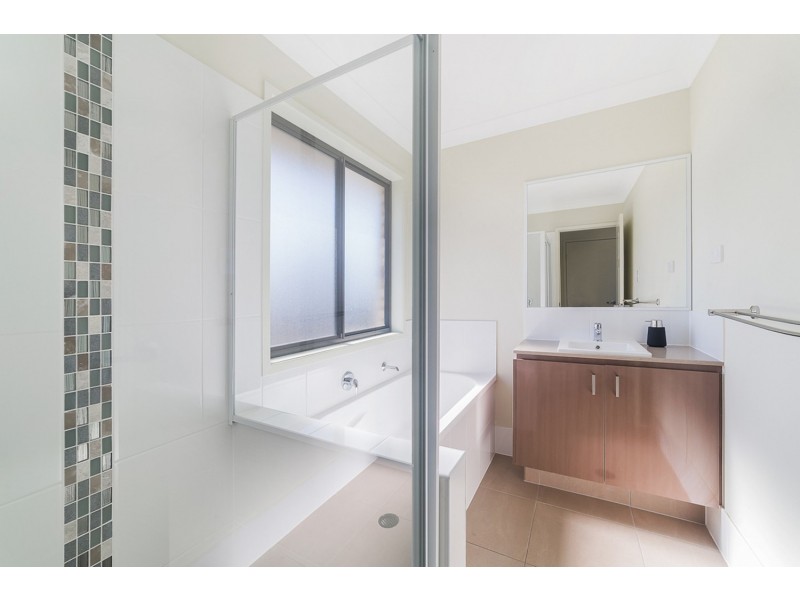 2 Wanaka Street, Bahrs Scrub QLD 4207