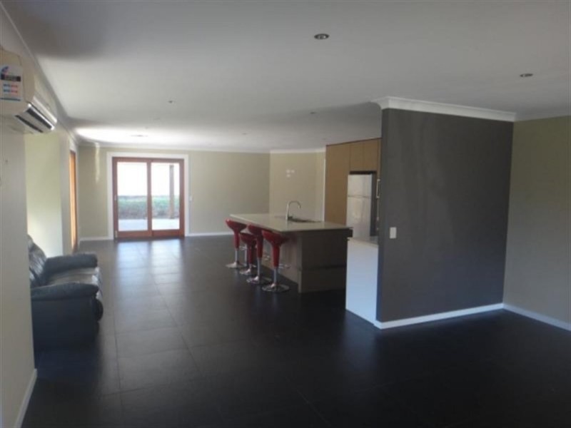 84 Inverness Way, Parkwood QLD 4214