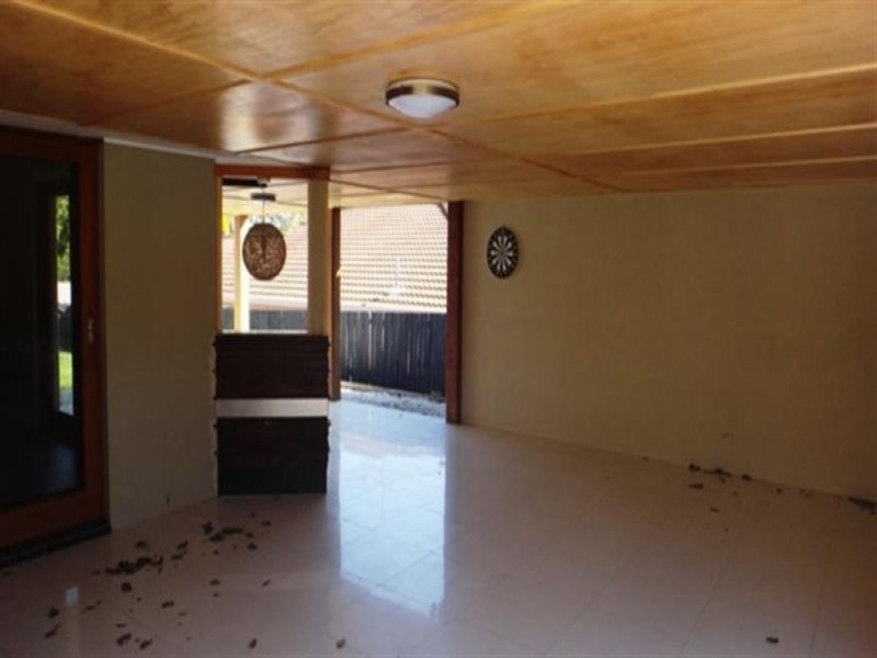 84 Inverness Way, Parkwood QLD 4214