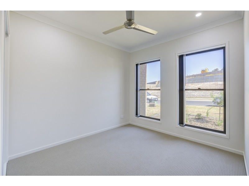 37 Innsbruck Way, Bahrs Scrub QLD 4207