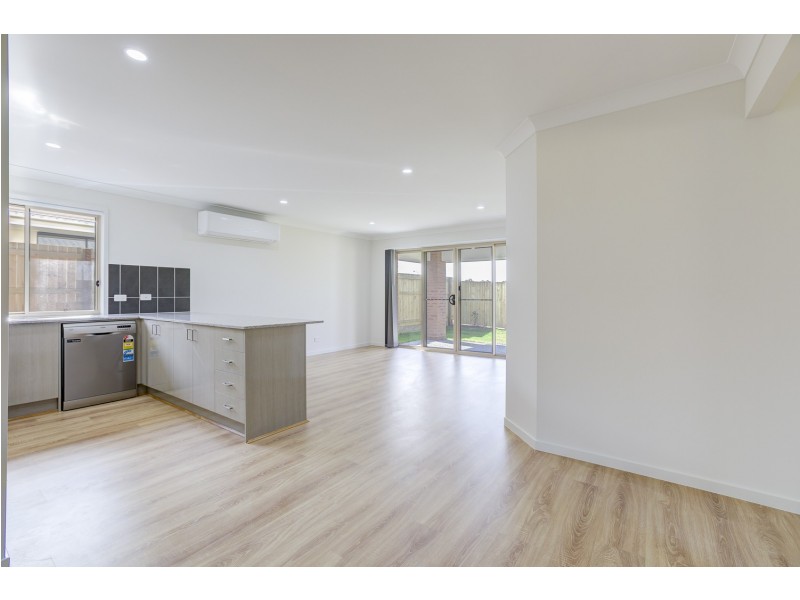 26 Scott Young Drive, Coomera QLD 4209
