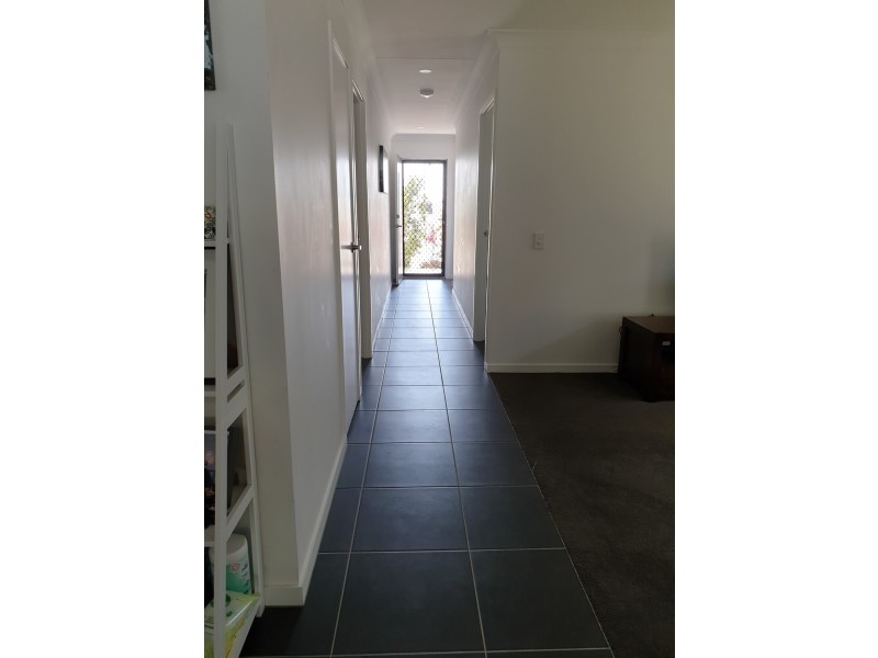 66 Mieka Crescent, Pimpama QLD 4209