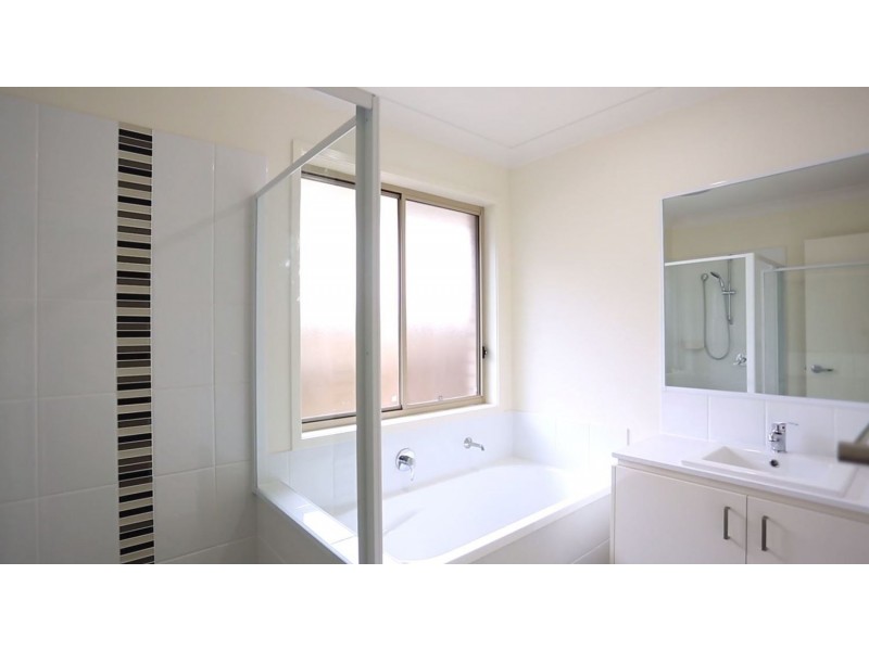 22 McWilliam Street, Pimpama QLD 4209