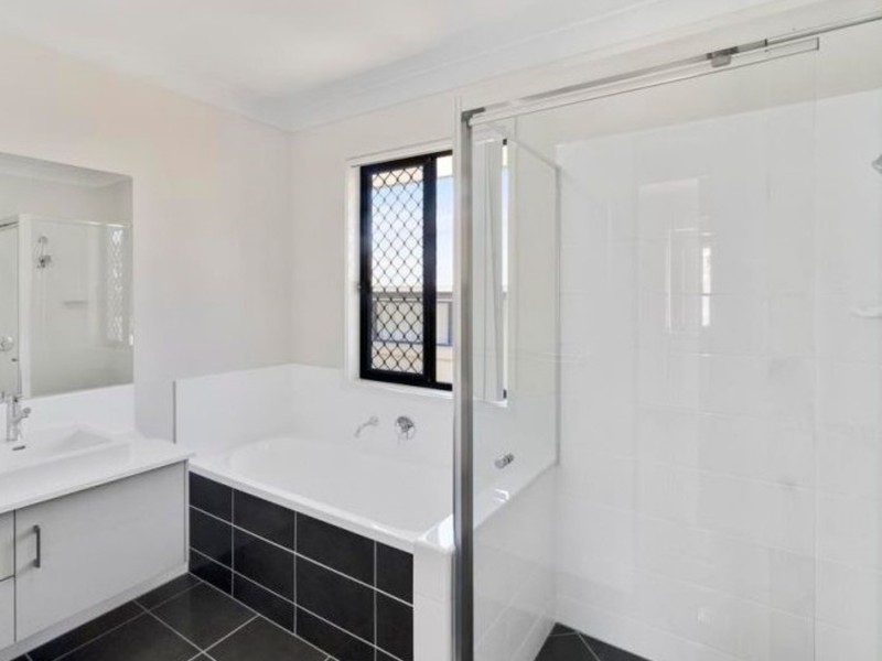 52 Synergy Drive, Coomera QLD 4209