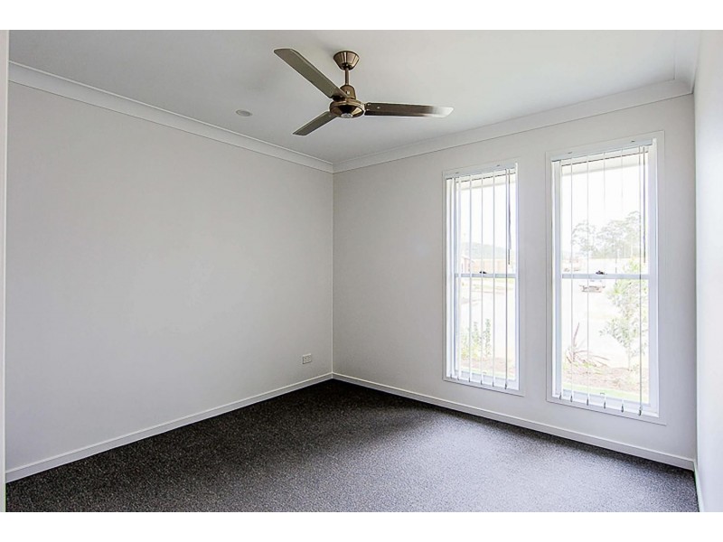 7 Innsbruck Way, Bahrs Scrub QLD 4207