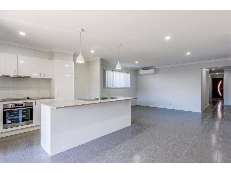 9 Innsbruck Way, Bahrs Scrub QLD 4207