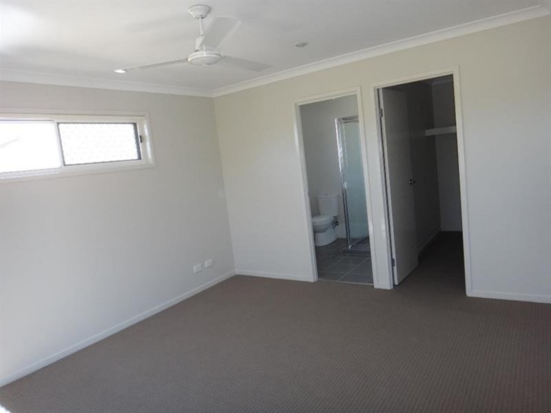 19 Santa Clara Rise, Upper Coomera QLD 4209