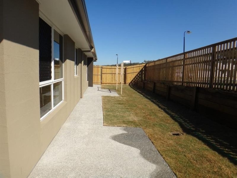 19 Santa Clara Rise, Upper Coomera QLD 4209